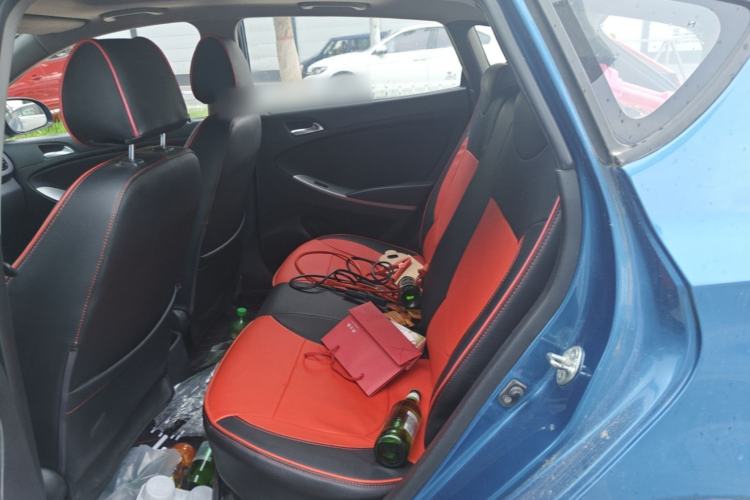Used Hyundai Verna Ray 2014 1.6L Automatic TOP Left Rear Seat