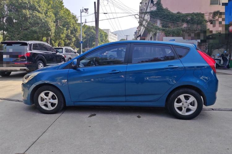 Used Hyundai Verna Ray 2014 1.4L Automatic GLX Left Side