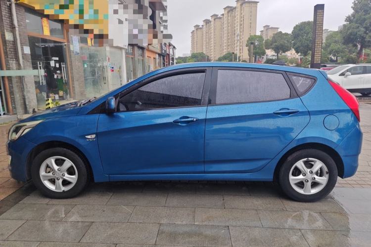 Used Hyundai Verna Ray 2014 1.4L Automatic GLX Left Side