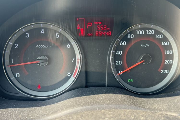 Used Hyundai Verna Ray 2014 1.4L Automatic GLX Odometer Close Up