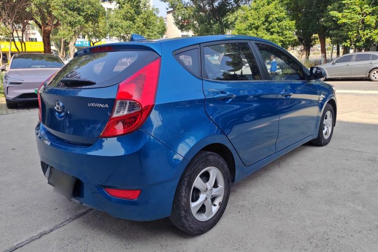 Used Hyundai Verna Ray 2014 1.4L Automatic GLX Rear Right 45 Deg