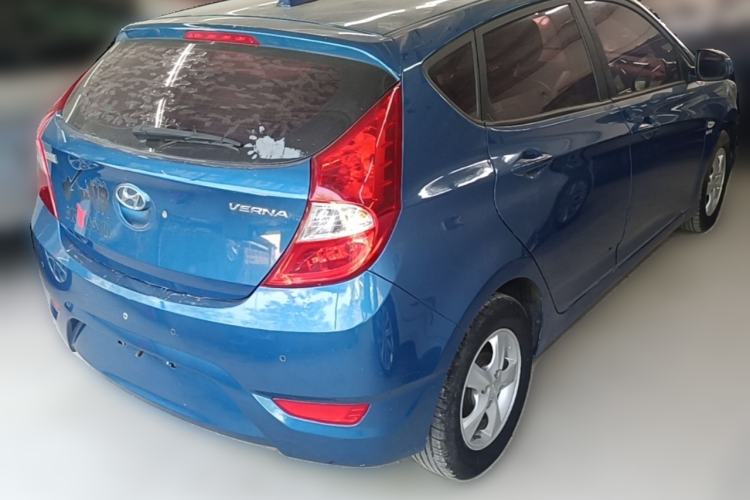 Used Hyundai Verna Ray 2014 1.4L Manual GLX Rear Right 45 Deg