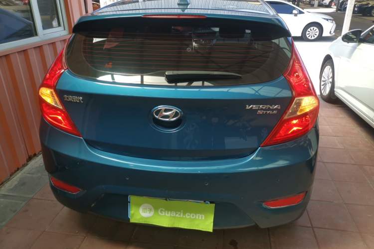 Used Hyundai Verna Ray 2014 1.6L Automatic TOP Rear