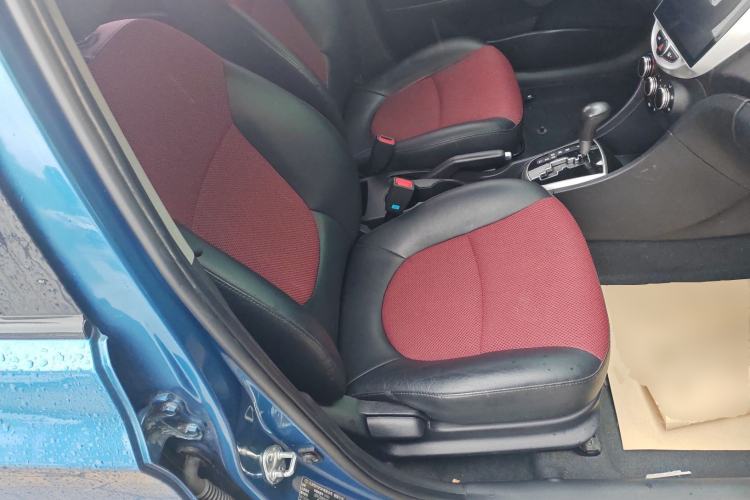 Used Hyundai Verna Ray 2014 1.4L Automatic GLX Right Front Seat