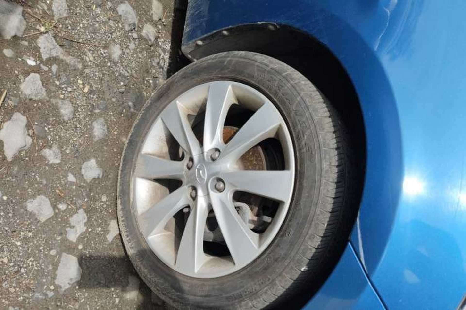 Used Hyundai Verna Ray 2014 1.6L Automatic TOP Right Front Wheel Hub