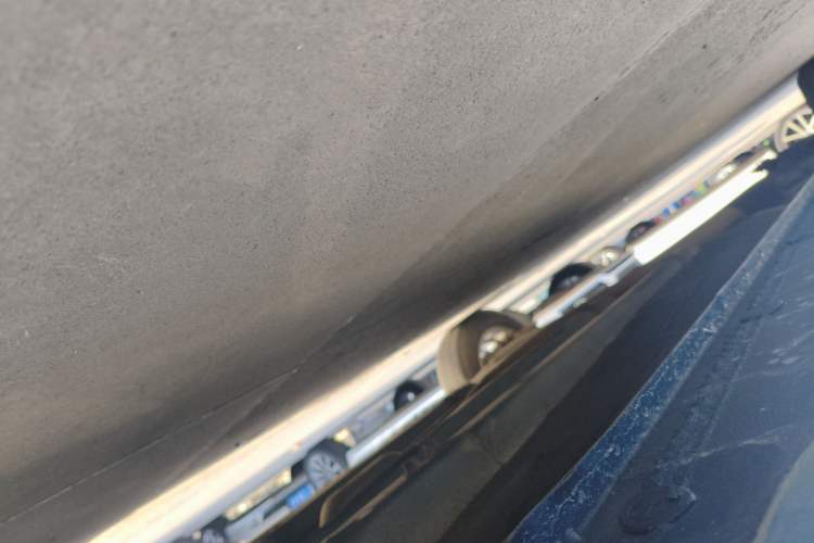 Used Hyundai Verna Ray 2014 1.4L Automatic GLX Right Side Sill