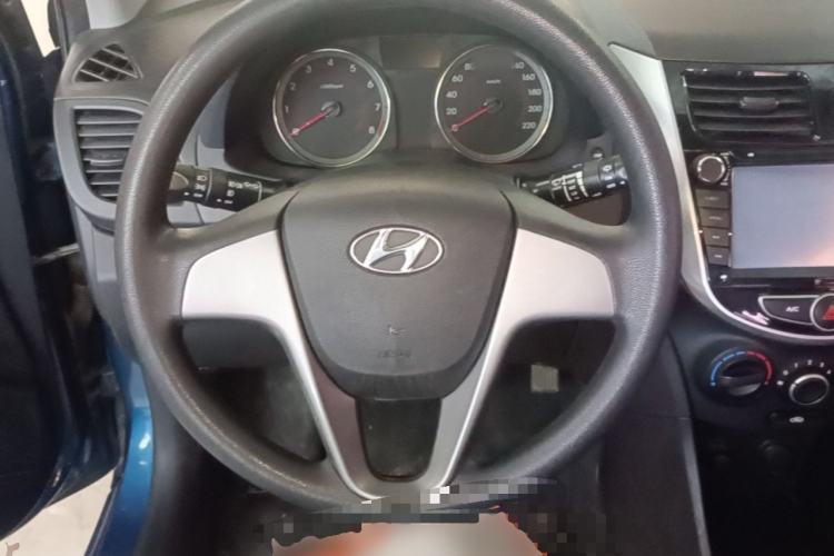 Used Hyundai Verna Ray 2014 1.4L Manual GLX Steering Wheel