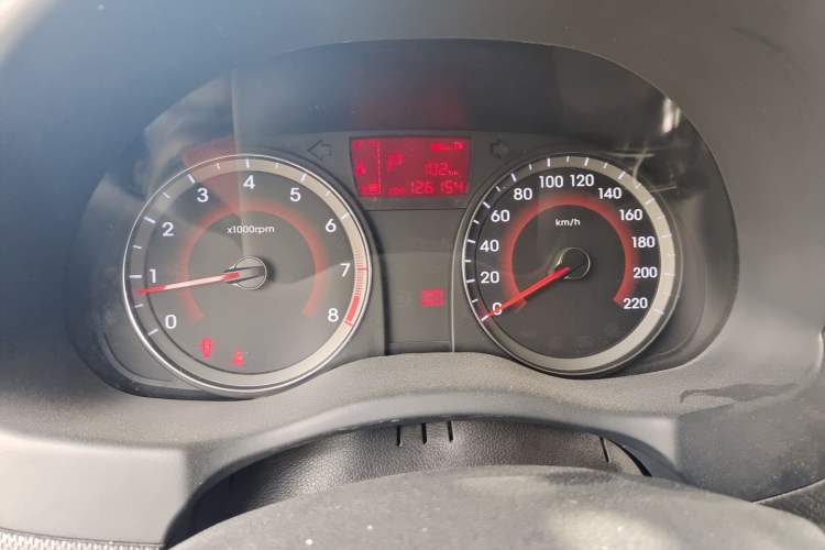 Used Hyundai Verna Ray 2014 1.6L Automatic TOP Instrument Cluster
