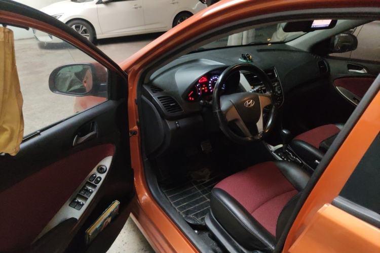 Used Hyundai Verna Ray 2014 1.4L Automatic GLX Driver Seat