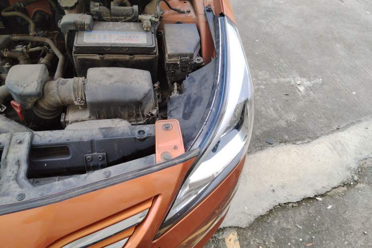 Used Hyundai Verna Ray 2014 1.4L Automatic TOP Engine Bay Left