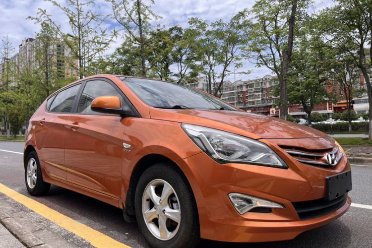 Used Hyundai Verna Ray 2014 1.4L Automatic GLX Exterior 1