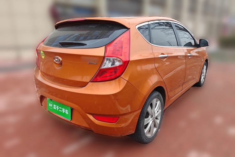 Used Hyundai Verna Ray 2014 1.6L Automatic TOP Exterior 5