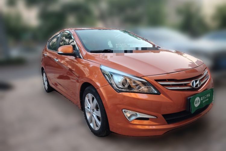 Used Hyundai Verna Ray 2014 1.6L Automatic TOP Front Right 45 Deg