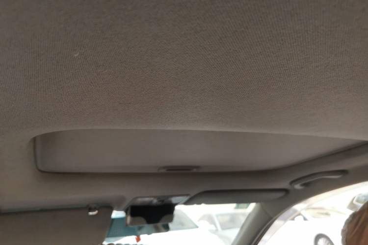 Used Hyundai Verna Ray 2014 1.4L Automatic GLX Headliner