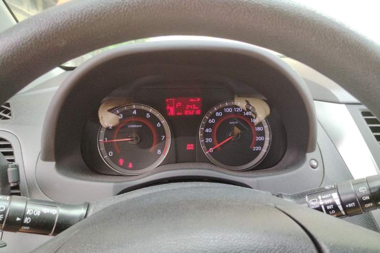 Used Hyundai Verna Ray 2014 1.4L Automatic TOP Instrument Cluster