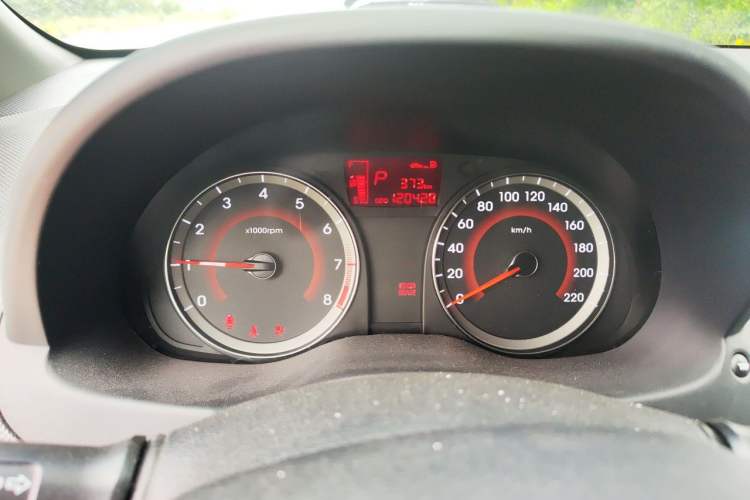 Used Hyundai Verna Ray 2014 1.4L Automatic GLX Instrument Cluster