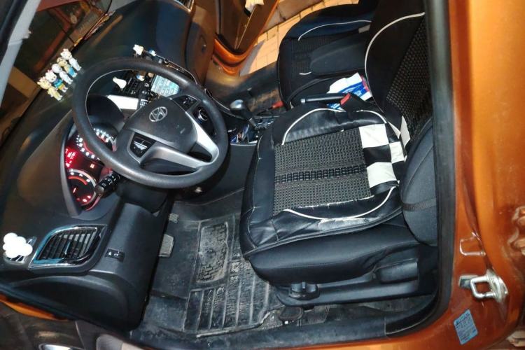 Used Hyundai Verna Ray 2014 1.6L Automatic TOP Left Front Seat