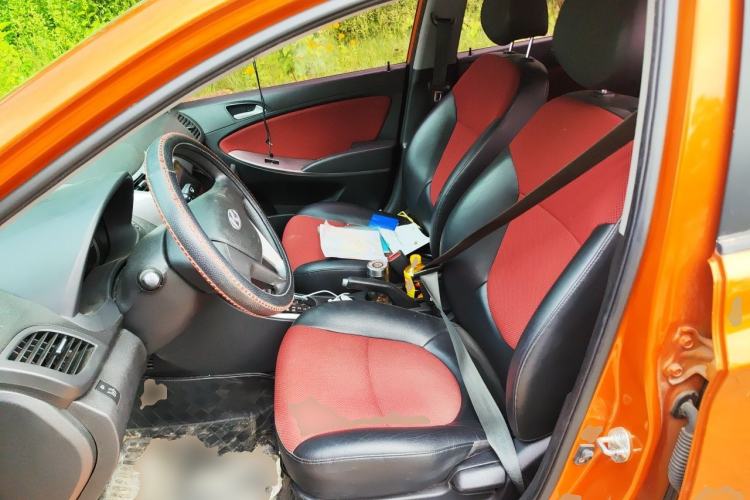 Used Hyundai Verna Ray 2014 1.4L Automatic GLX Left Front Seat
