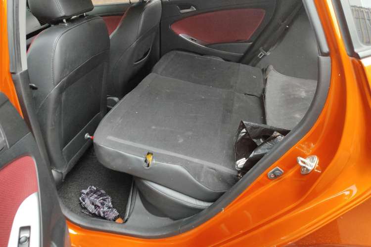 Used Hyundai Verna Ray 2014 1.4L Automatic GLX Left Rear Seat