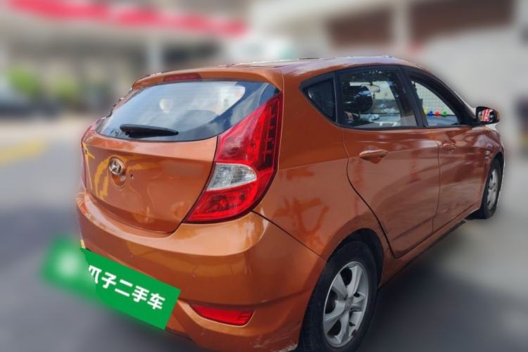 Used Hyundai Verna Ray 2014 1.4L Automatic GLX Rear Right 45 Deg