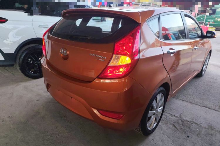 Used Hyundai Verna Ray 2014 1.6L Automatic TOP Rear Right 45 Deg