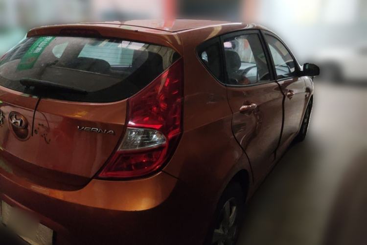 Used Hyundai Verna Ray 2014 1.4L Automatic GLX Rear Right 45 Deg