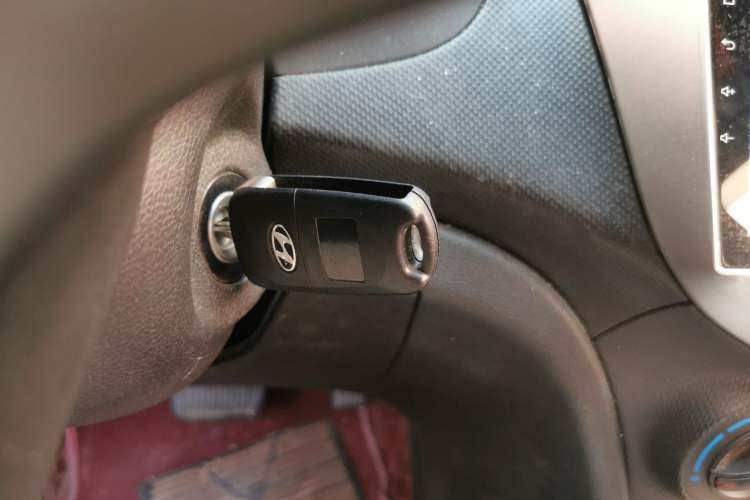 Used Hyundai Verna Ray 2014 1.4L Automatic GLX Vehicle Key