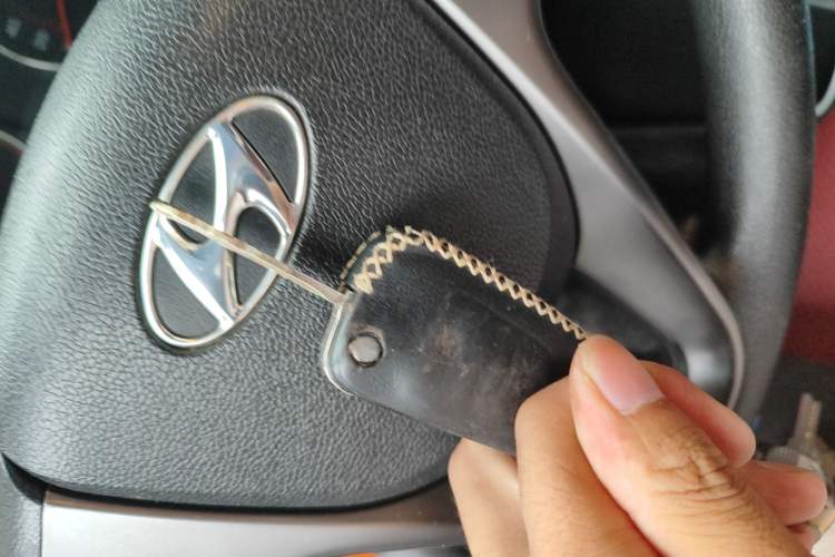 Used Hyundai Verna Ray 2014 1.4L Automatic GLX Vehicle Key