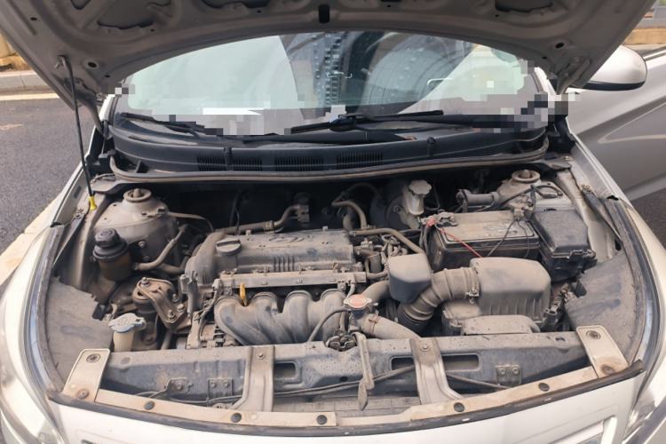 Used Hyundai Verna Ray 2014 1.4L Manual GLX Engine Bay