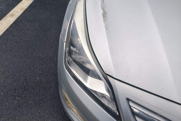 Used Hyundai Verna Ray 2014 1.4L Manual GLX Right Front Headlight