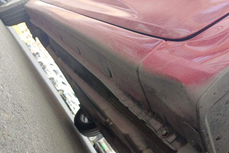 Used Hyundai Verna Ray 2014 1.4L Automatic GLX Chassis Front Right