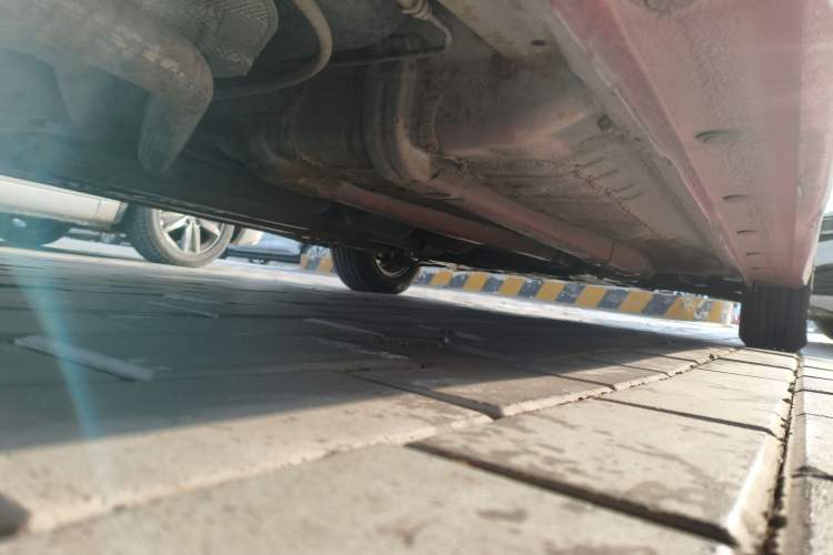 Used Hyundai Verna Ray 2014 1.4L Automatic GLX Chassis Rear Right