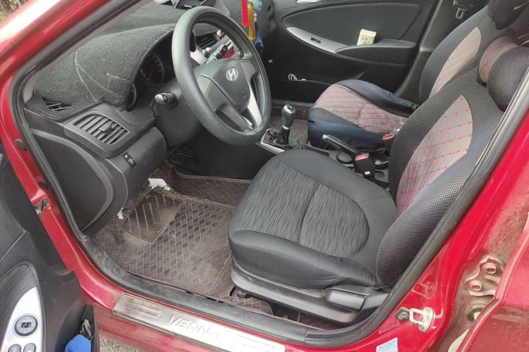 Used Hyundai Verna Ray 2014 1.4L Manual GLX Driver Seat