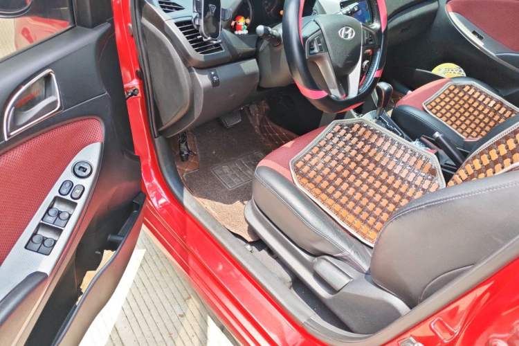 Used Hyundai Verna Ray 2014 1.4L Automatic GLX Driver Seat