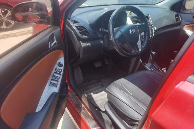 Used Hyundai Verna Ray 2014 1.4L Automatic GLX Driver Seat