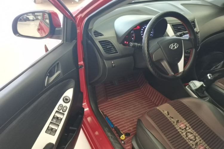 Used Hyundai Verna Ray 2014 1.4L Manual GLX Driver Seat
