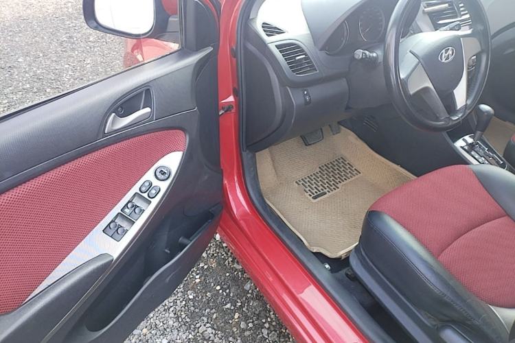 Used Hyundai Verna Ray 2014 1.4L Automatic GLX Driver Seat
