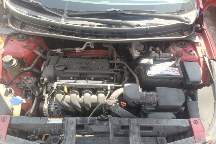 Used Hyundai Verna Ray 2014 1.4L Automatic GLX Engine Bay