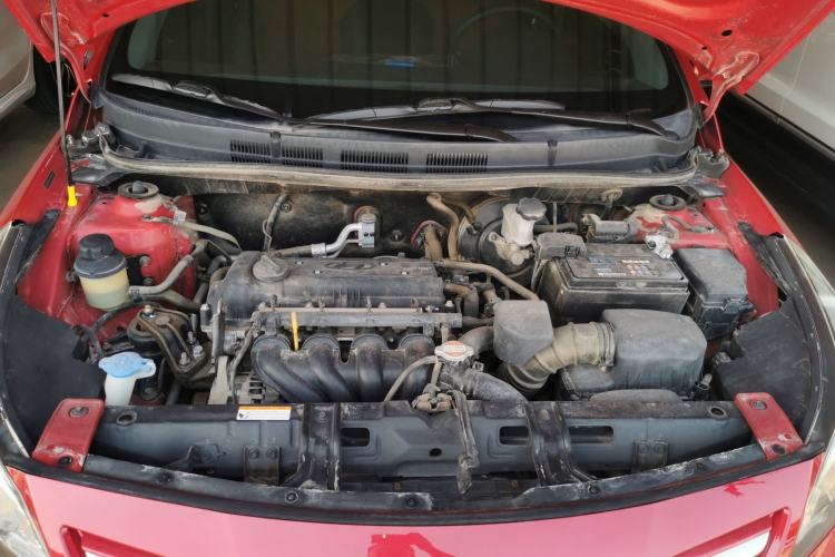 Used Hyundai Verna Ray 2014 1.4L Manual GLX Engine Bay