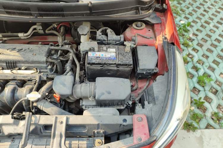 Used Hyundai Verna Ray 2014 1.6L Automatic TOP Engine Bay Left
