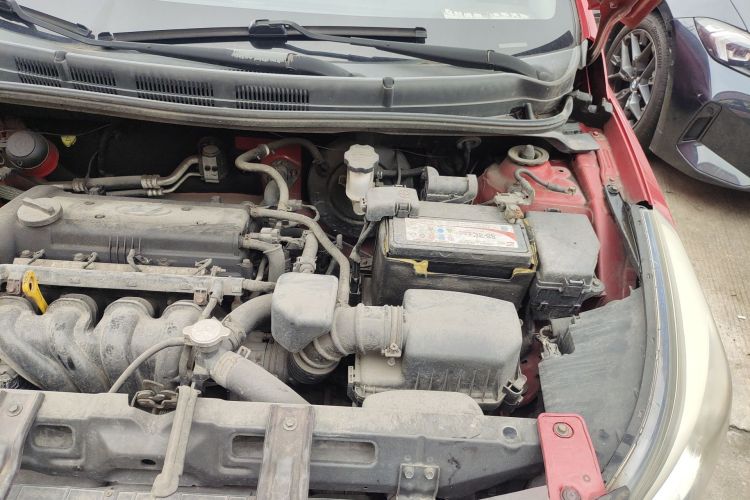 Used Hyundai Verna Ray 2014 1.4L Manual GL Engine Bay Left