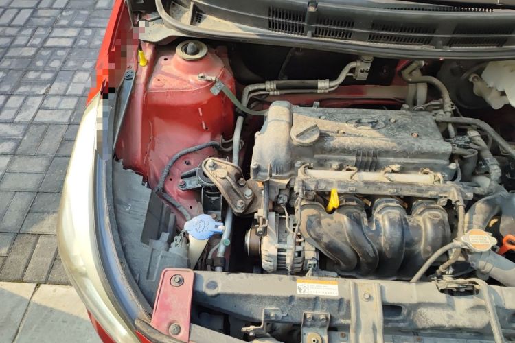 Used Hyundai Verna Ray 2014 1.6L Automatic TOP Engine Bay Right