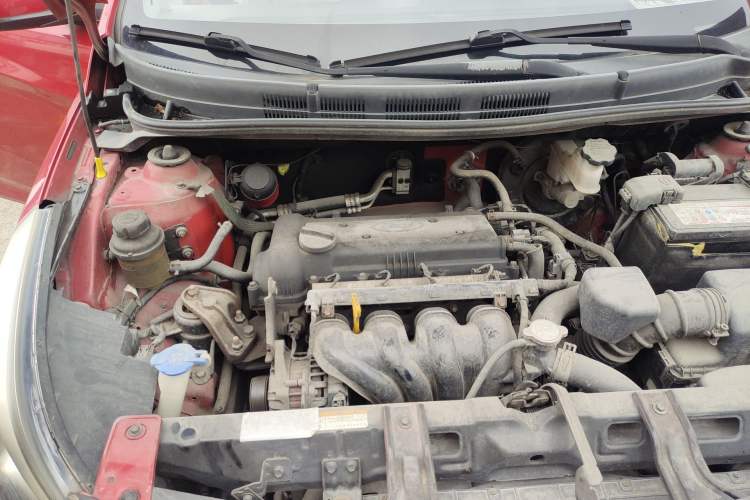 Used Hyundai Verna Ray 2014 1.4L Manual GL Engine Bay Right