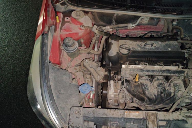Used Hyundai Verna Ray 2014 1.4L Automatic GLX Engine Bay Right
