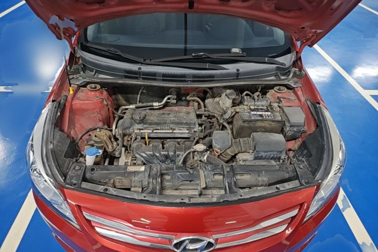 Used Hyundai Verna Ray 2014 1.6L Automatic TOP Engine Bay