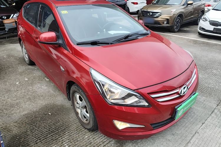 Used Hyundai Verna Ray 2014 1.4L Automatic GLX Exterior 1