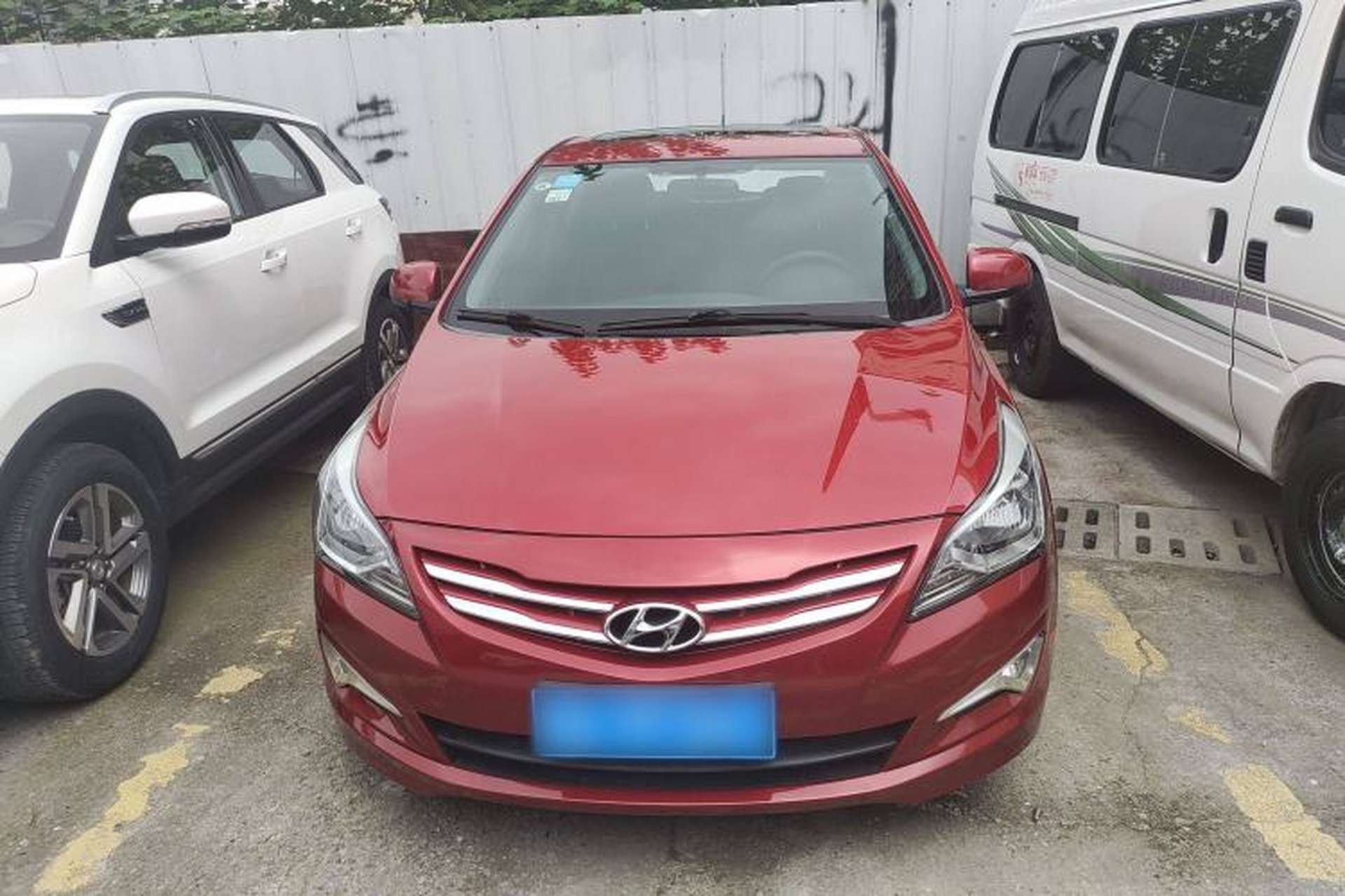 Used Hyundai Verna Ray 2014 1.4L Automatic GLX Exterior 1