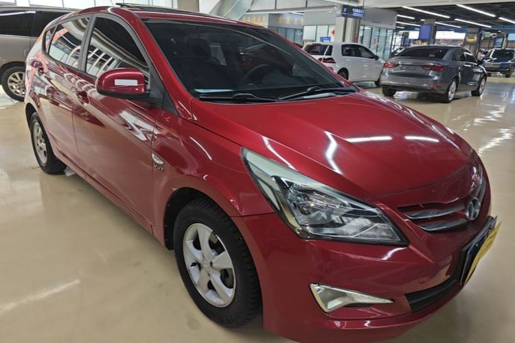 Used Hyundai Verna Ray 2014 1.4L Automatic GLX Exterior 1