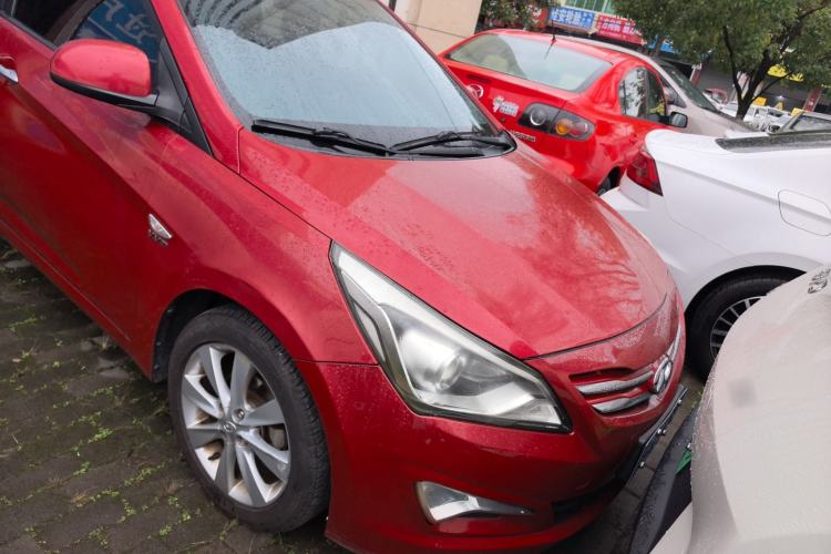 Used Hyundai Verna Ray 2014 1.4L Automatic TOP Exterior 1