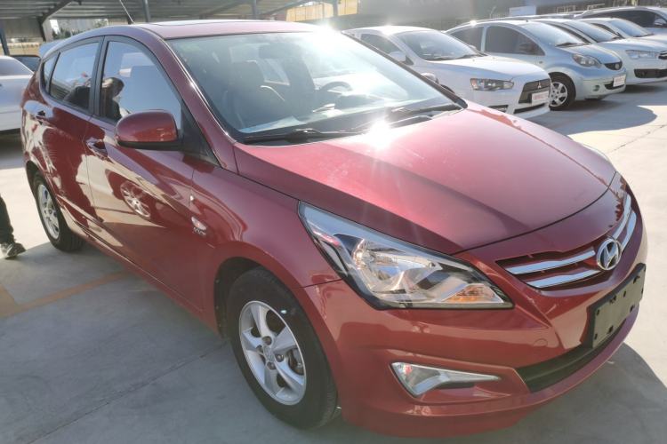 Used Hyundai Verna Ray 2014 1.4L Automatic GLX Exterior 2